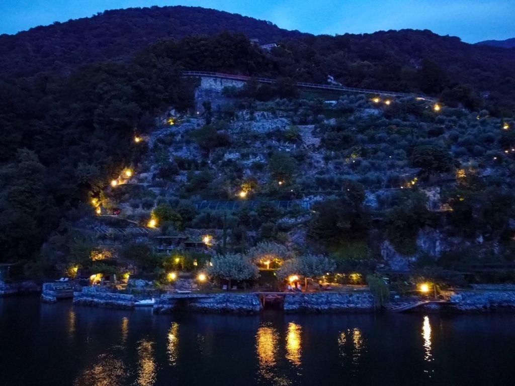 Le Vetrate Sul Lago Lake Como Amazing View Nesso Luaran gambar